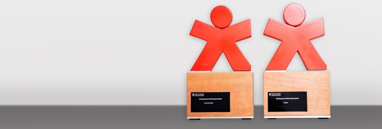 Trophäen des Bundespreises der Deutschen Stiftung Verbraucherschutz